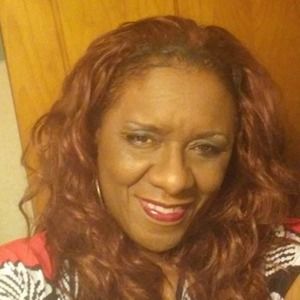 Meet your Posher, Ora